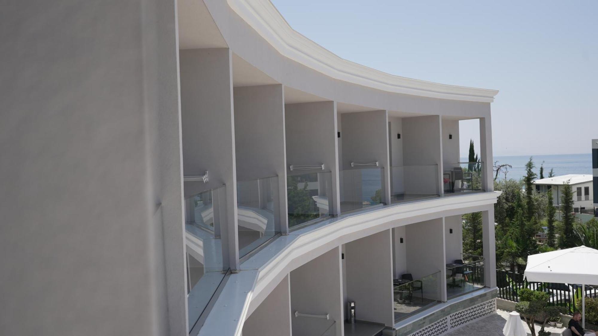 Ebbi Hotel Dhërmi Εξωτερικό φωτογραφία